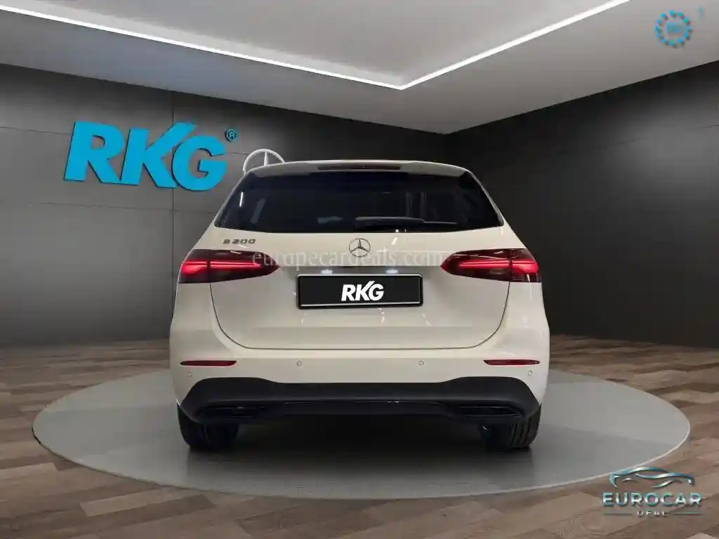 Mercedes-Benz B 200