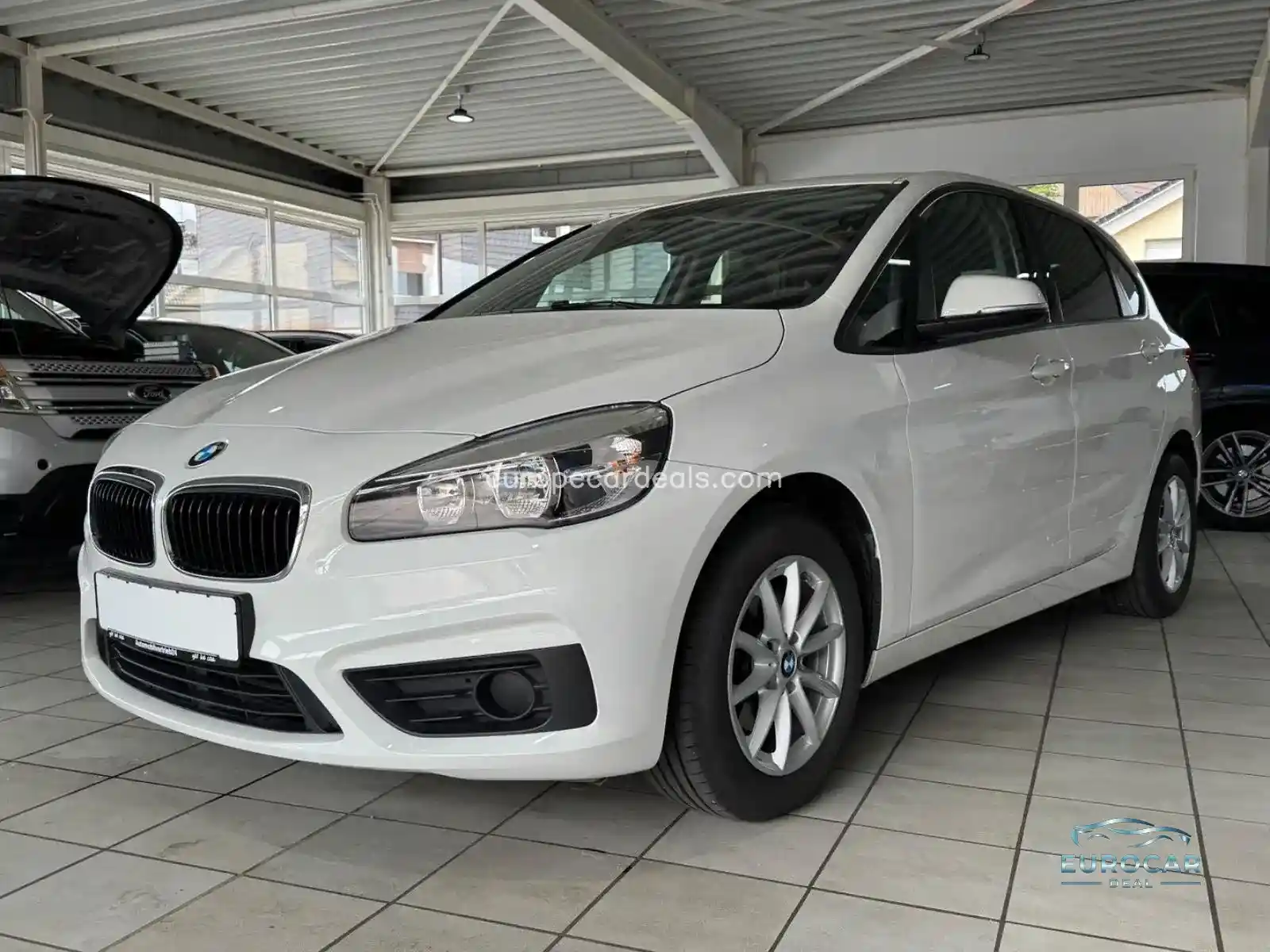 BMW 218