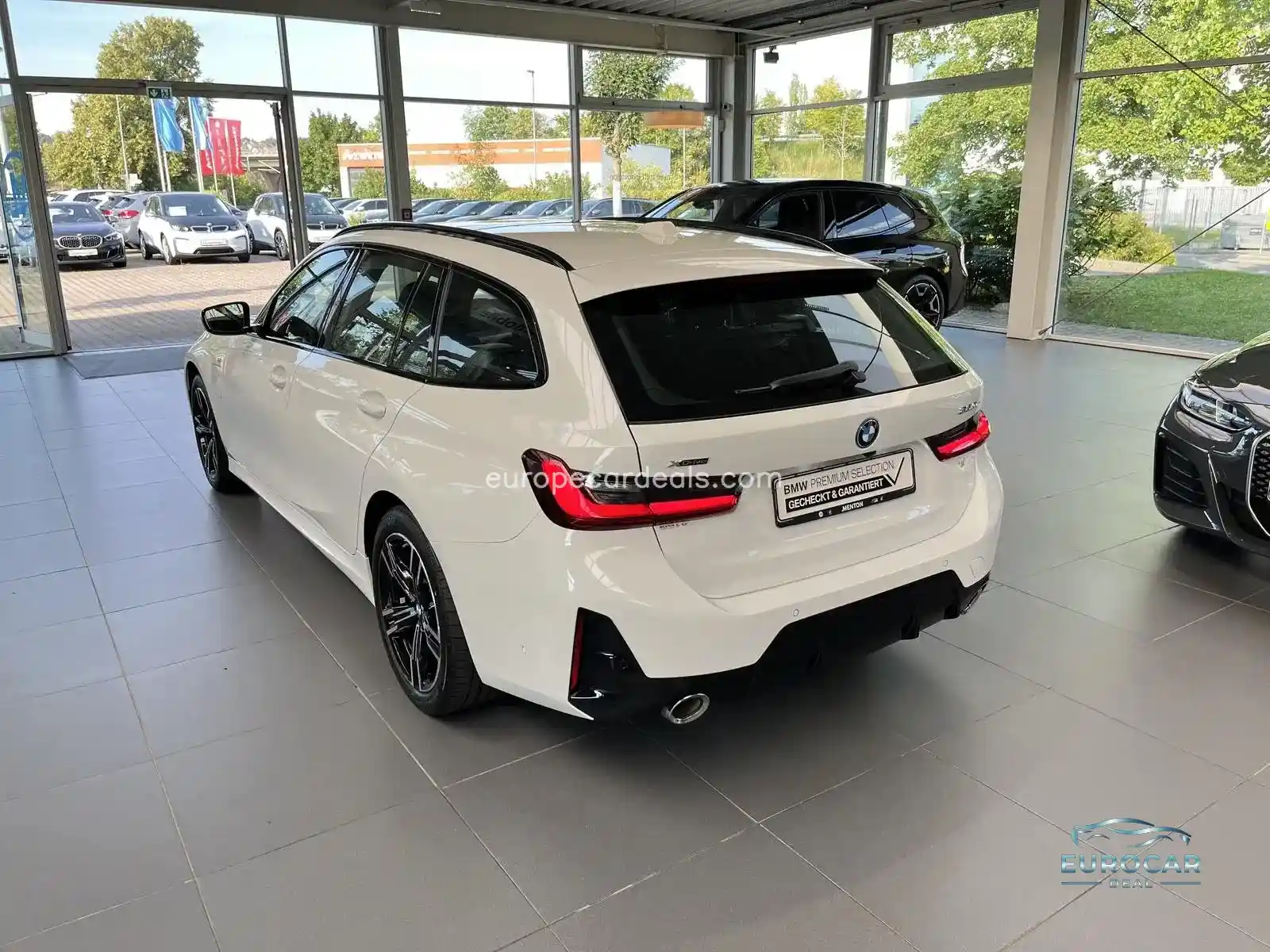 BMW 330
