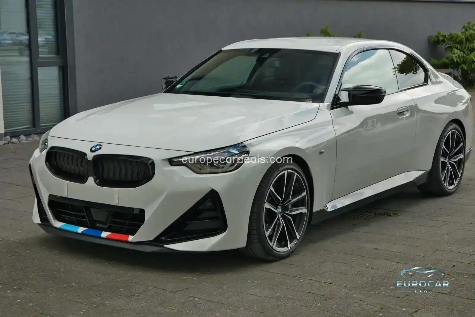 BMW M240i