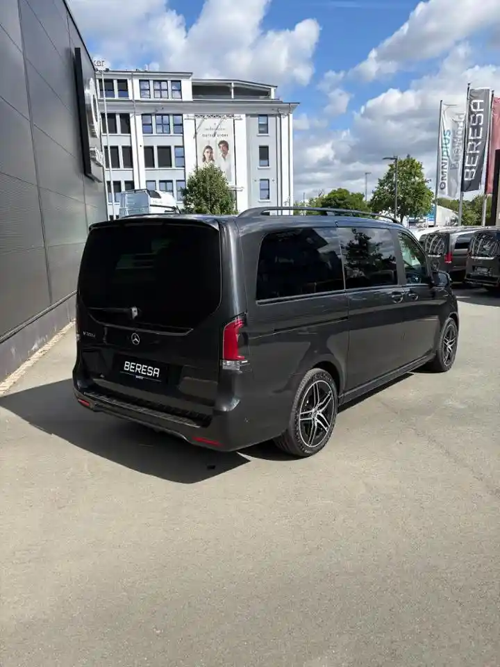 Mercedes-Benz V 300