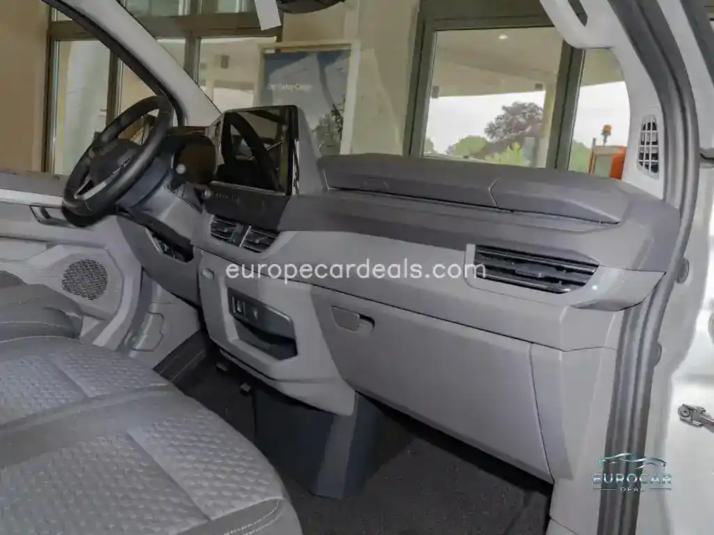 Volkswagen T7 Caravelle