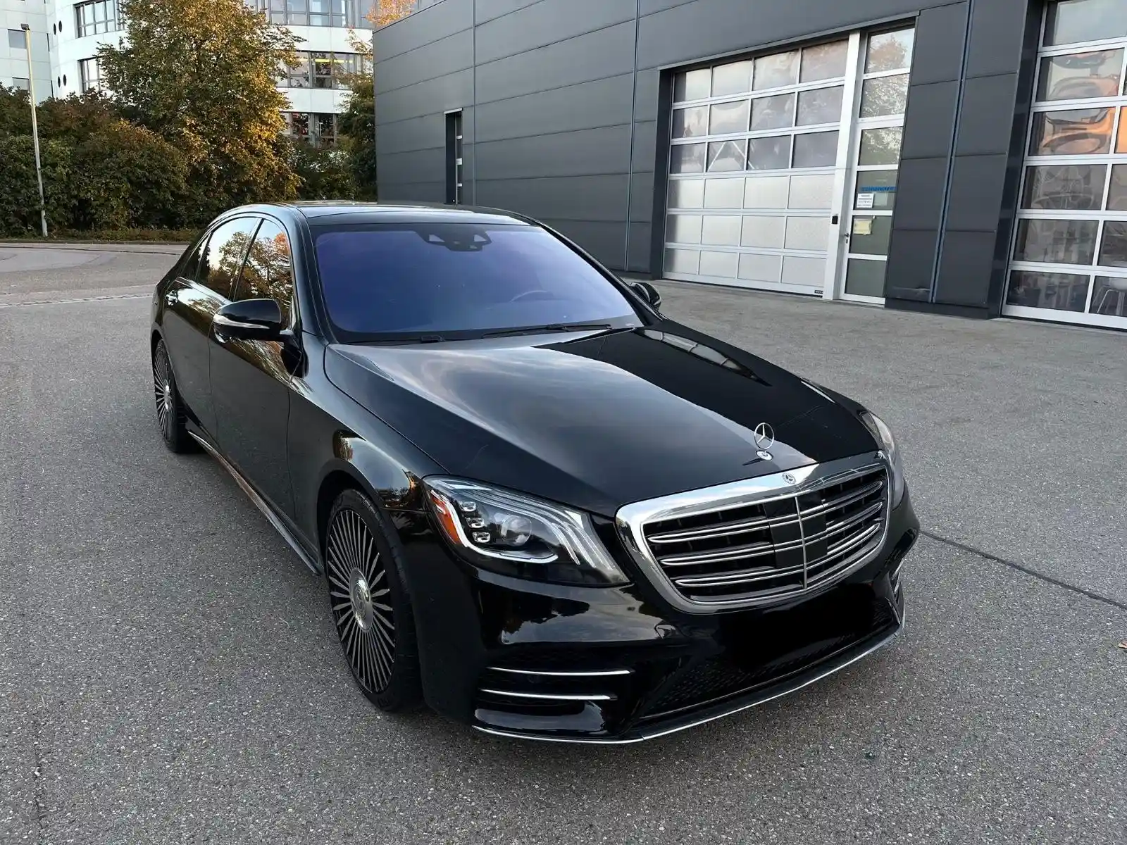 Mercedes-Benz S 560