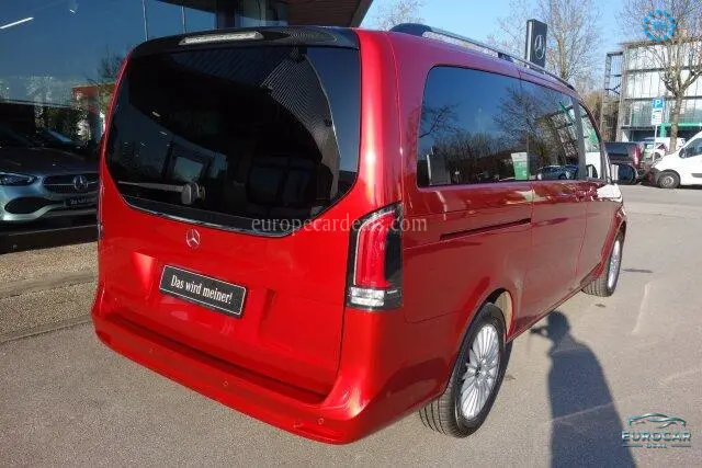 Mercedes-Benz V 220