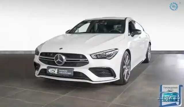 Mercedes-Benz CLA 35 AMG