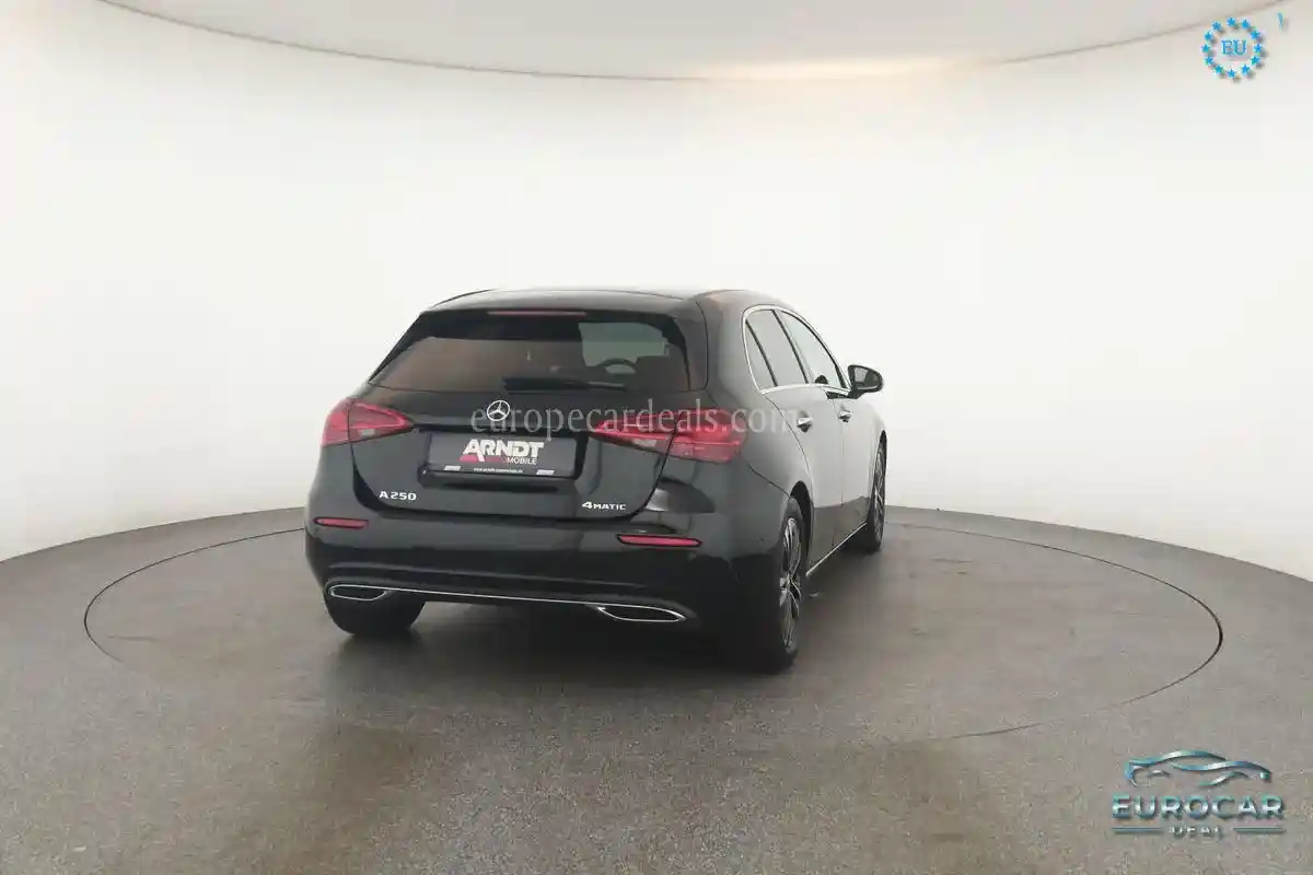 Mercedes-Benz A 250