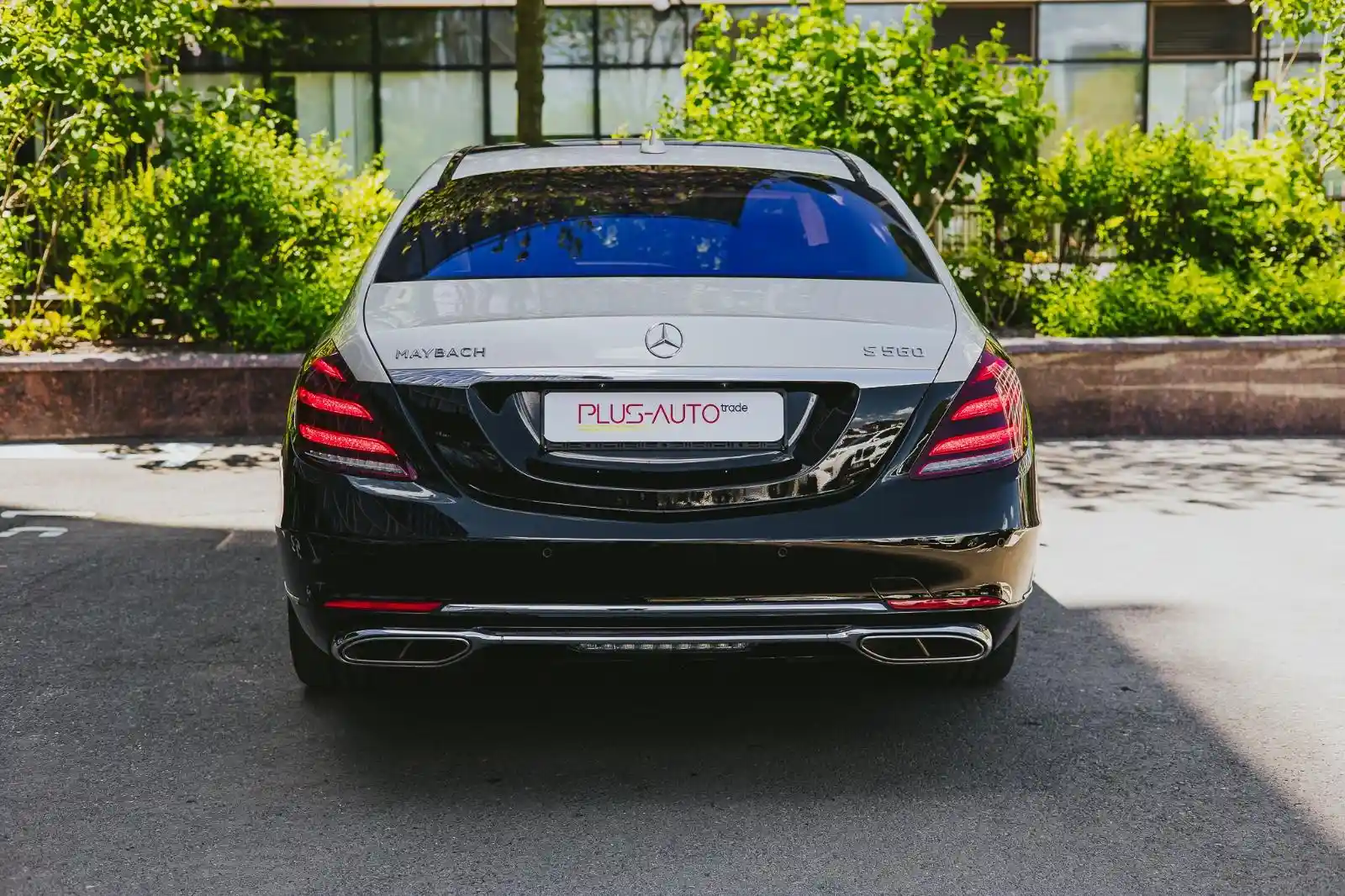 Mercedes-Benz S 560