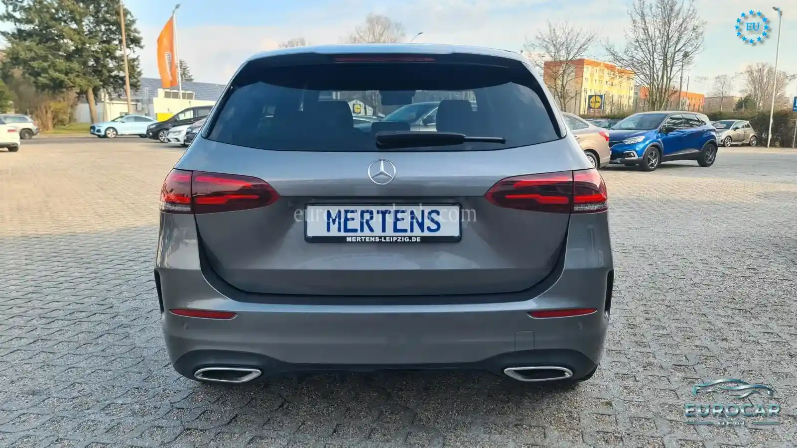 Mercedes-Benz B 200