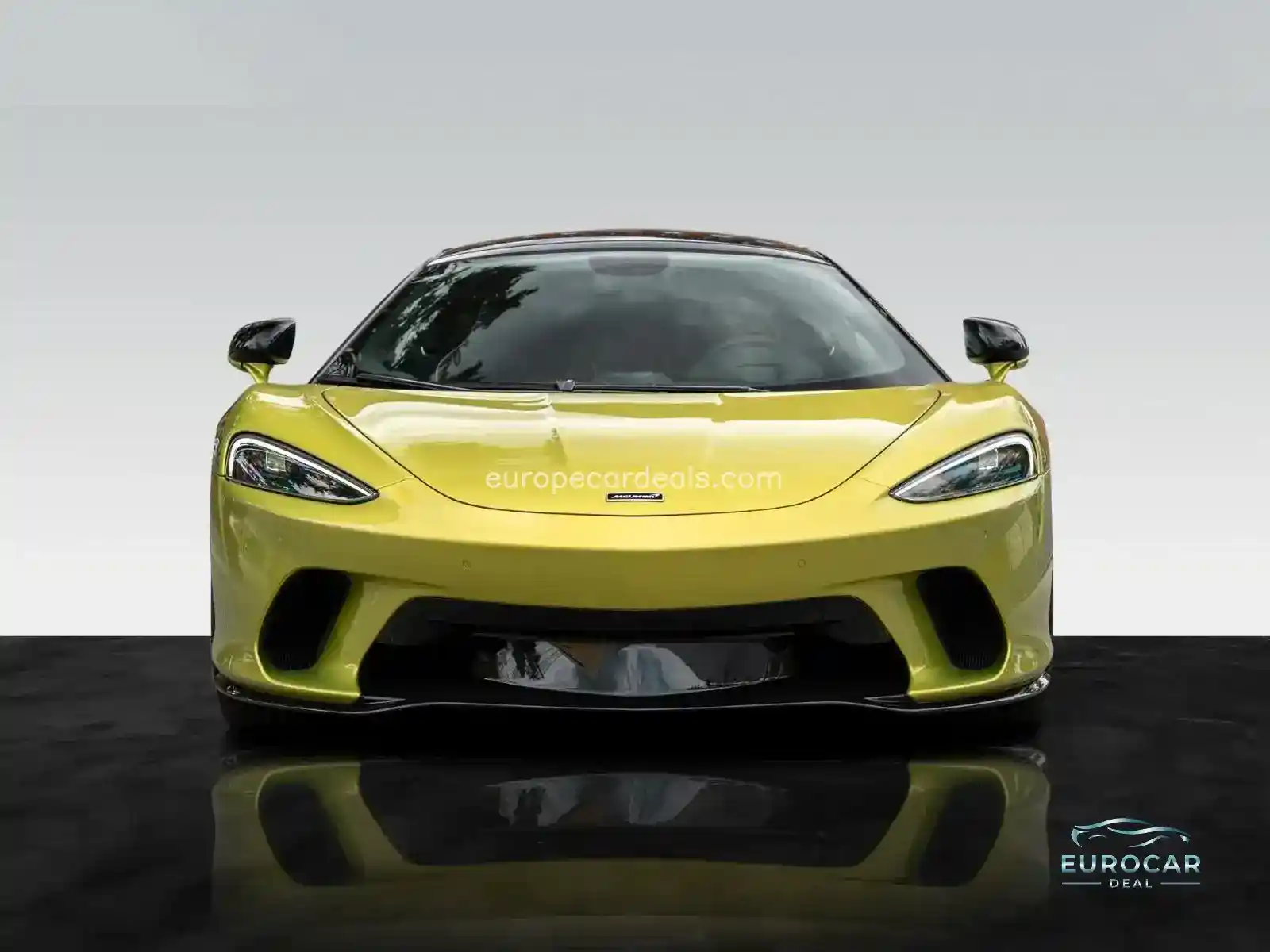 McLaren GT