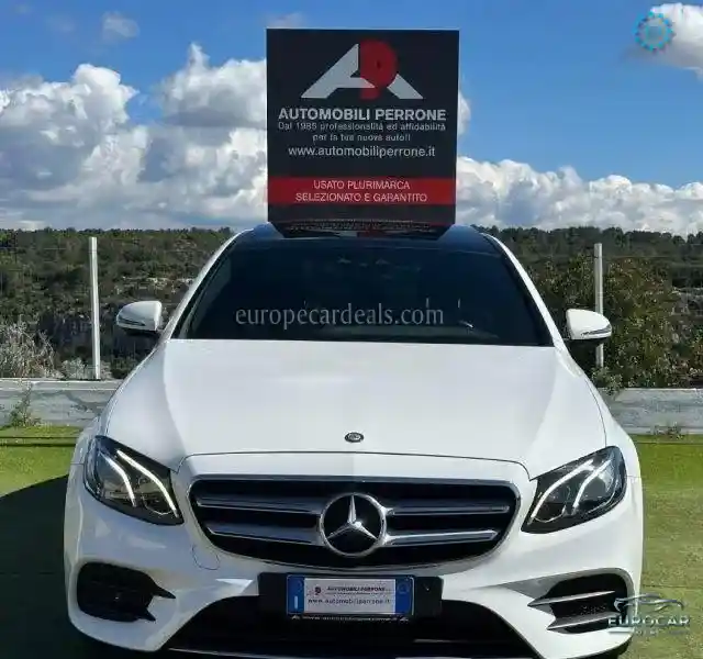 Mercedes-Benz E 220