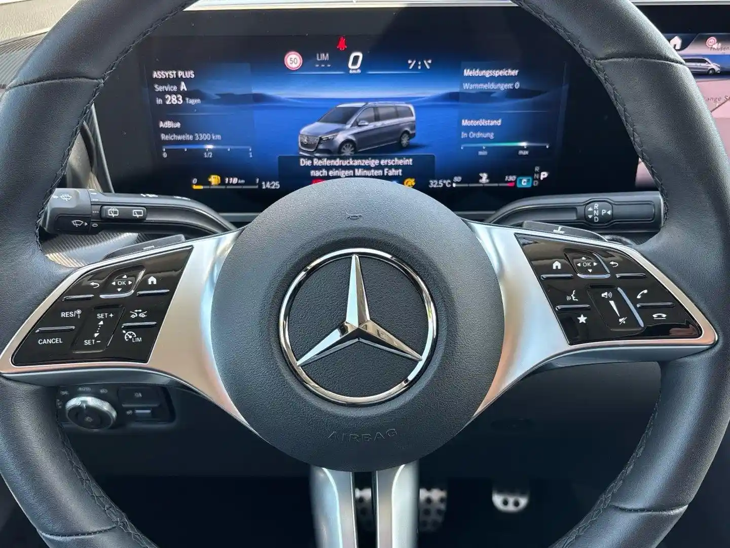 Mercedes-Benz V 250