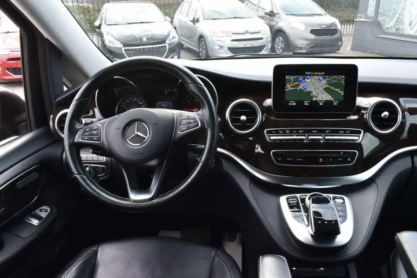 Mercedes-Benz V 250