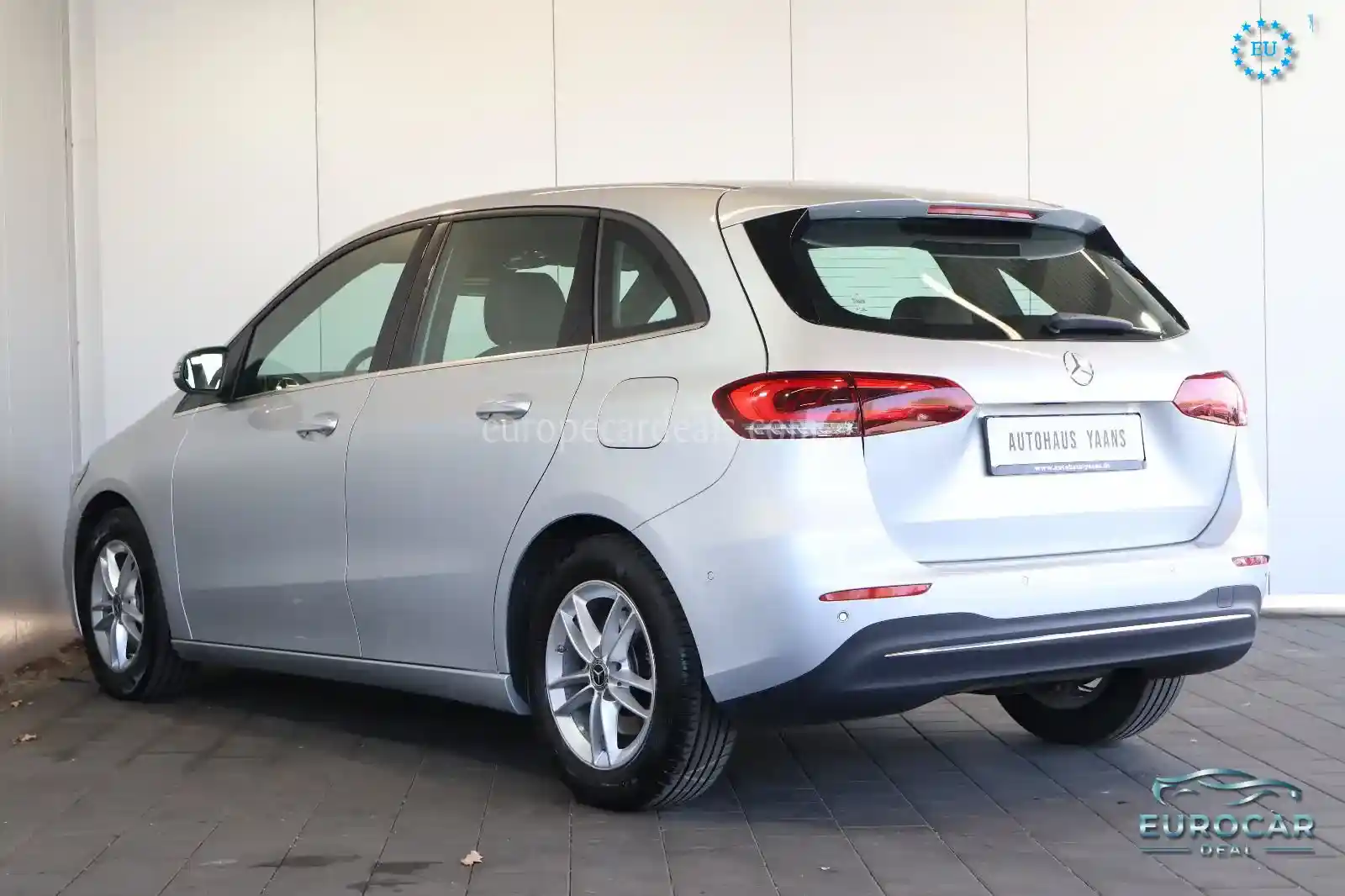 Mercedes-Benz B 200
