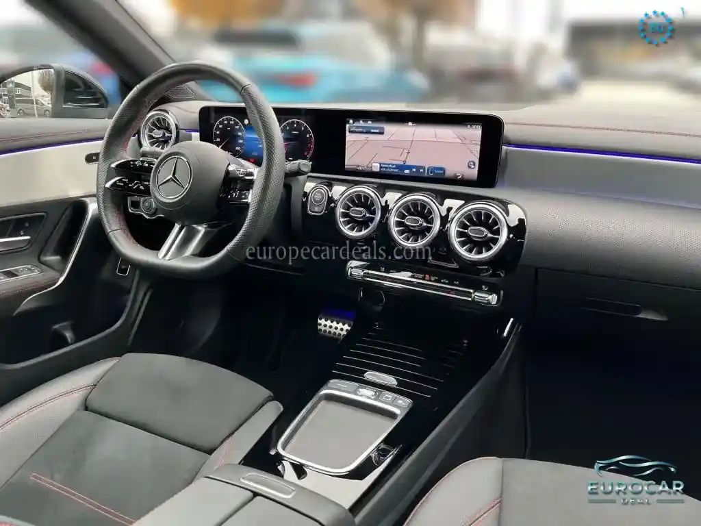 Mercedes-Benz CLA 200