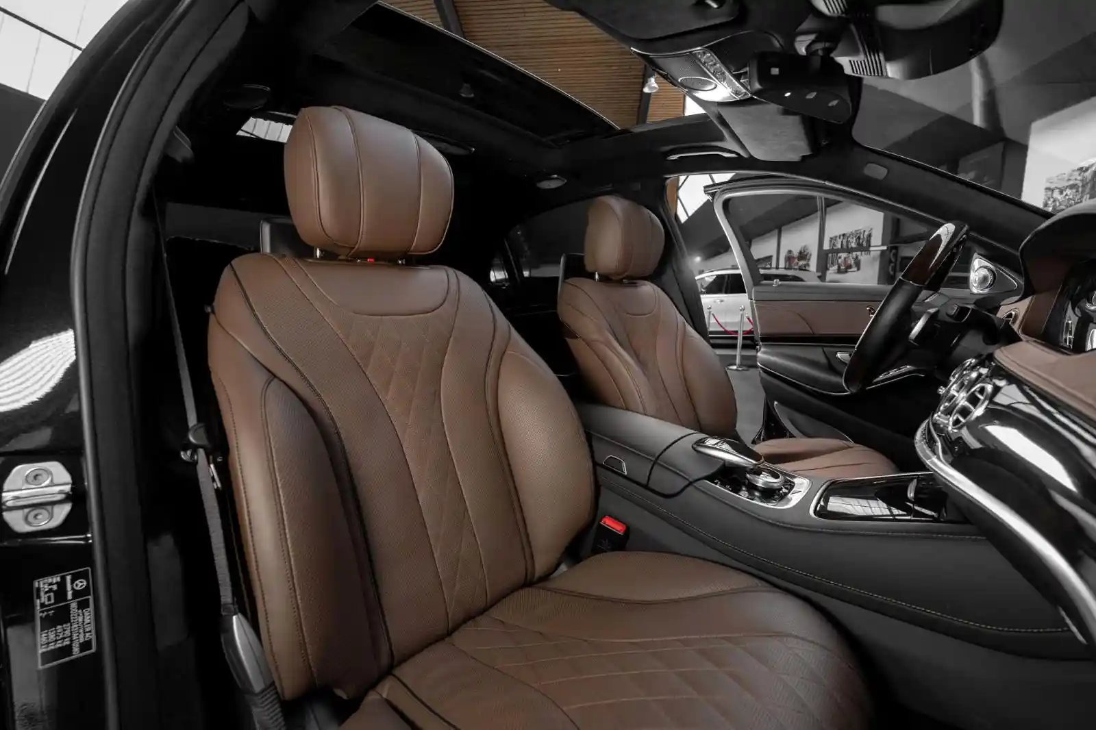 Mercedes-Benz S 560