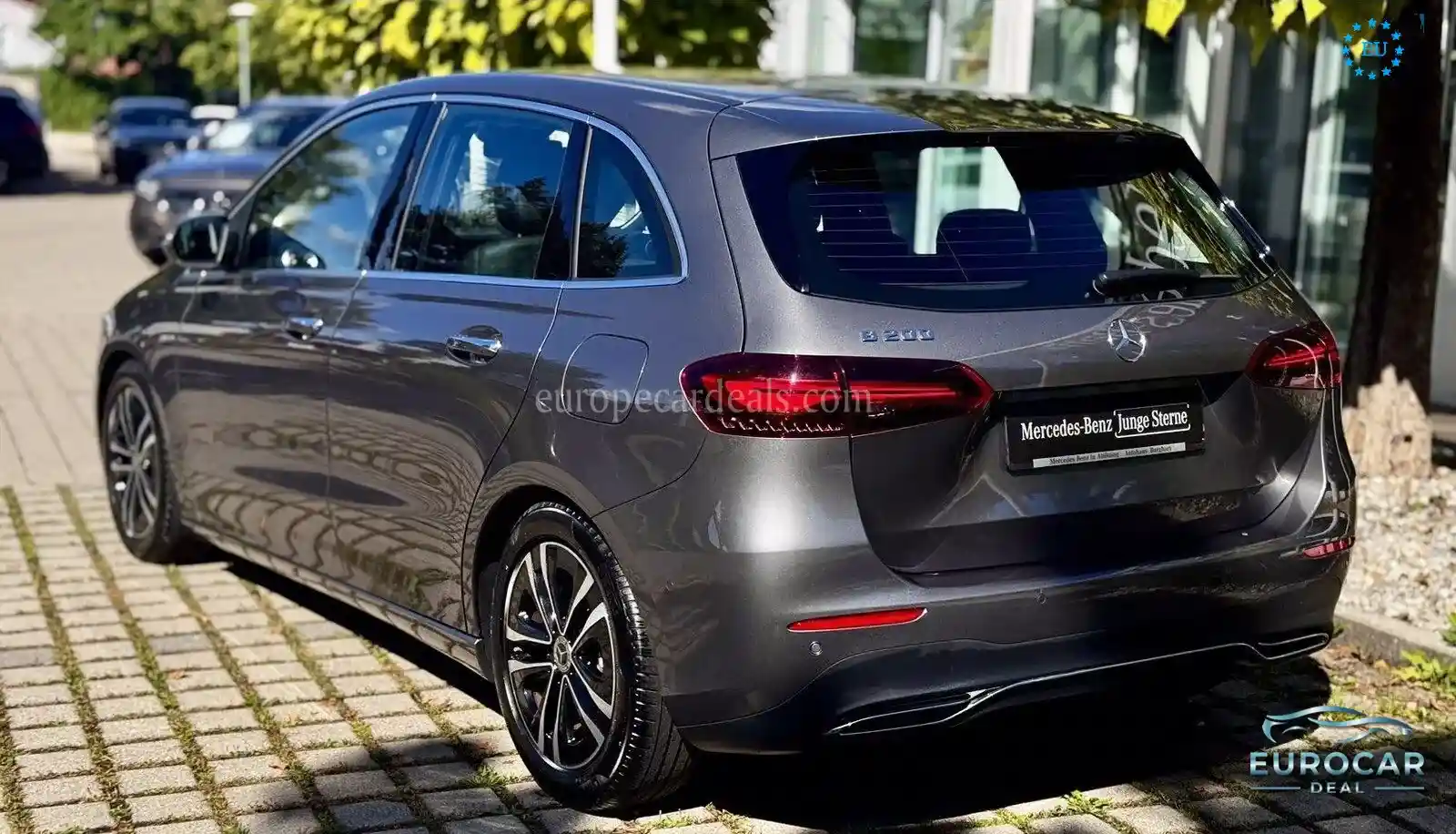 Mercedes-Benz B 200