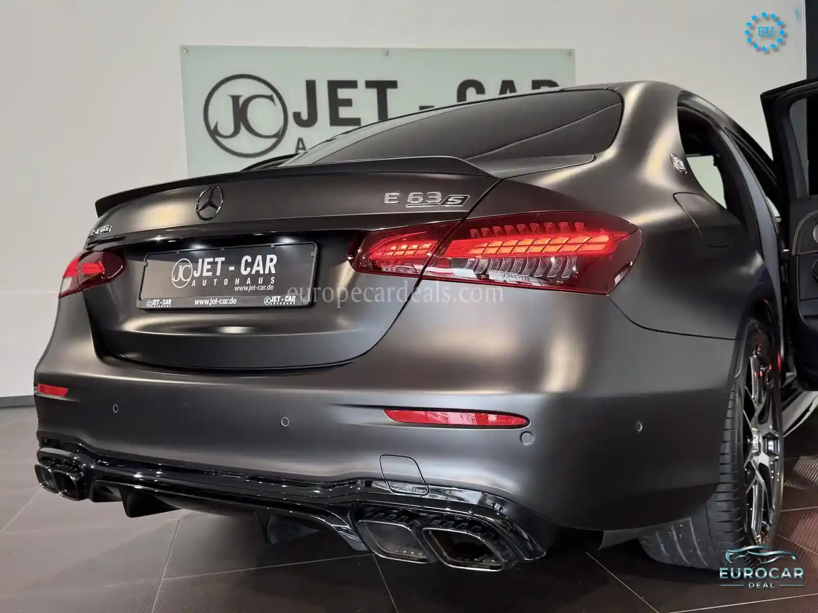 Mercedes-Benz E 63 AMG