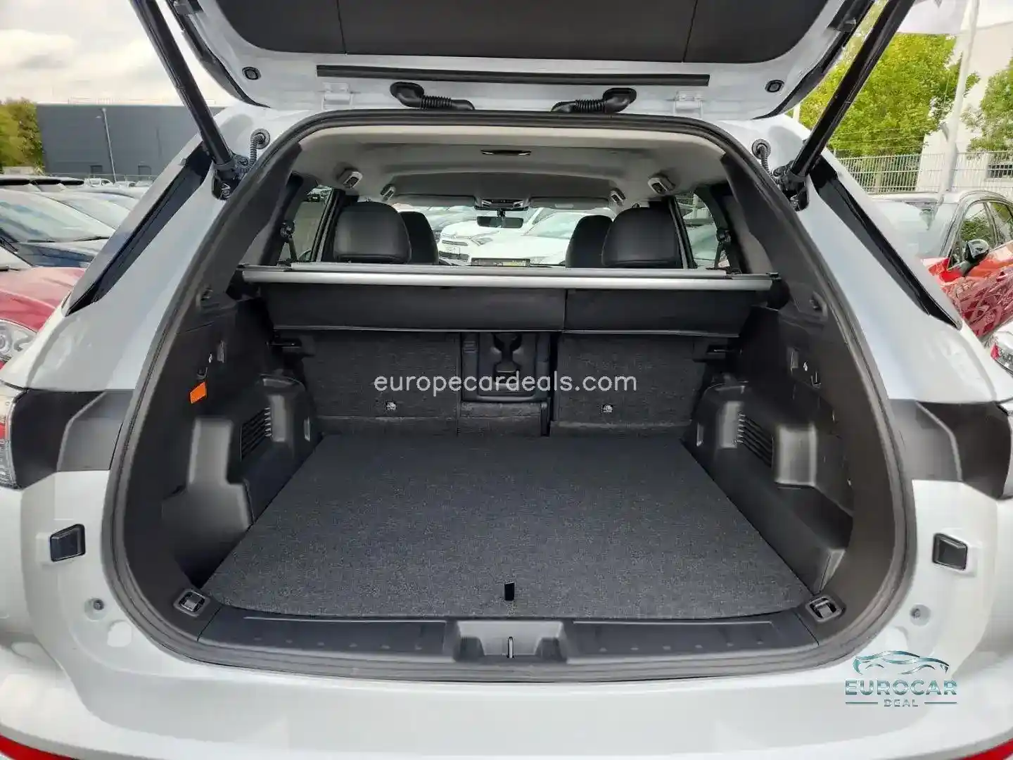 Mitsubishi Plug-in Hybrid Outlander