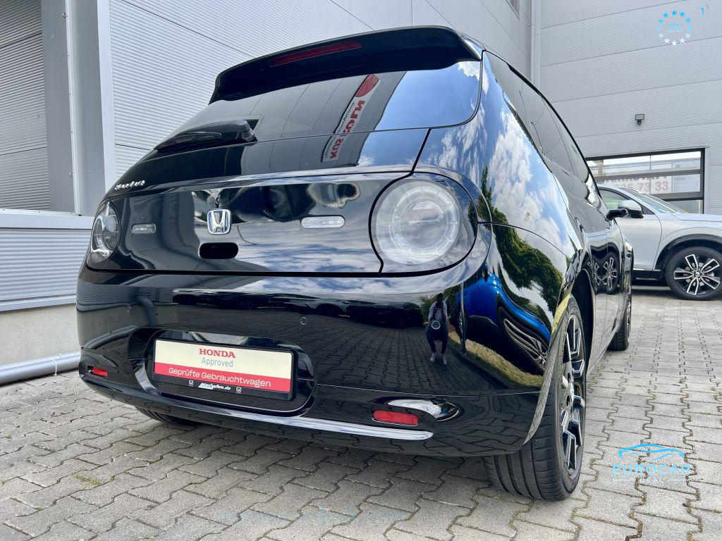 Honda e