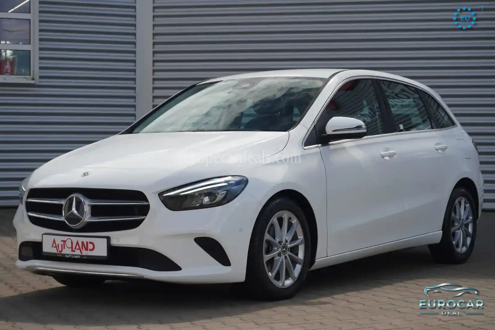 Mercedes-Benz B 180