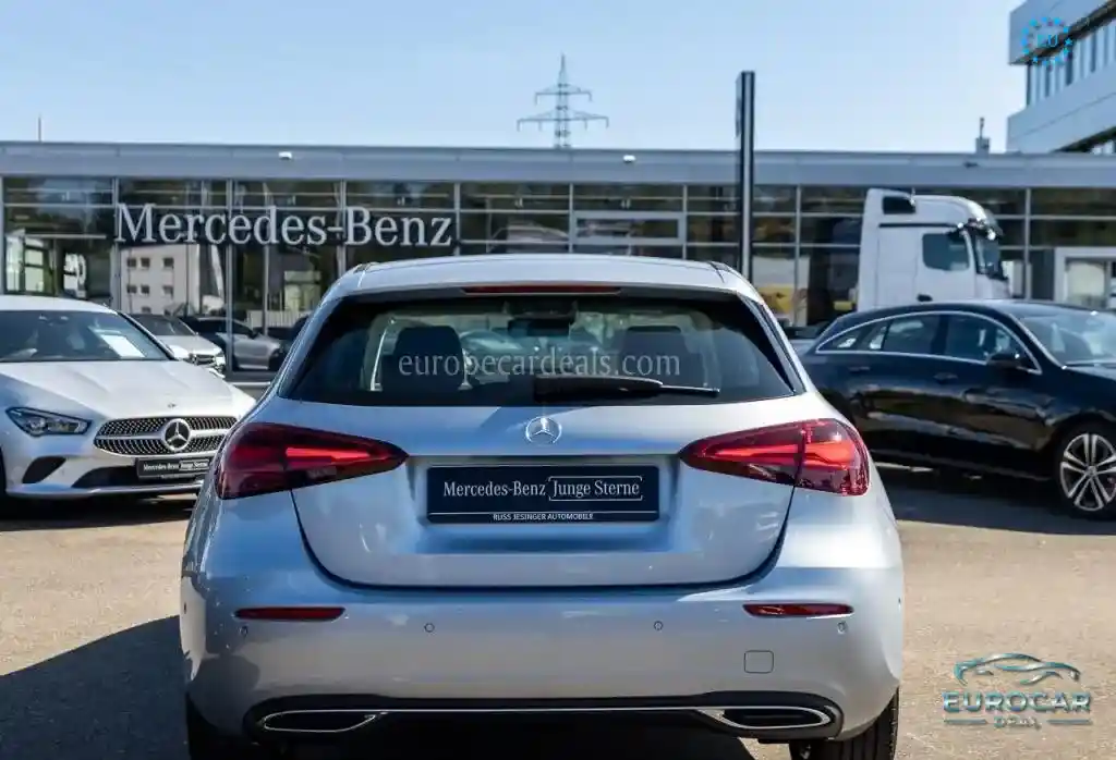 Mercedes-Benz A 180