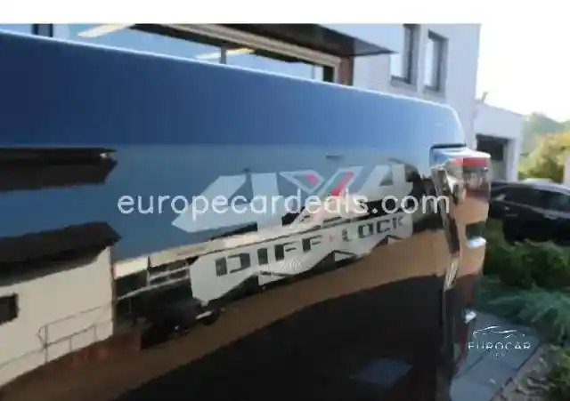 4×4 Double Cab V-CROSS Automatik
