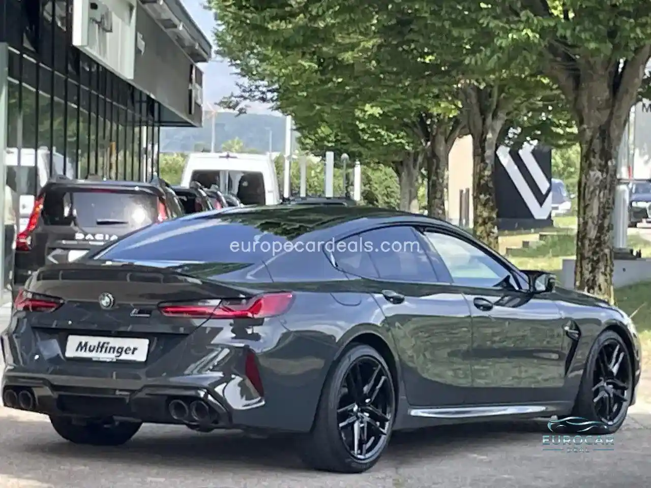 BMW M8
