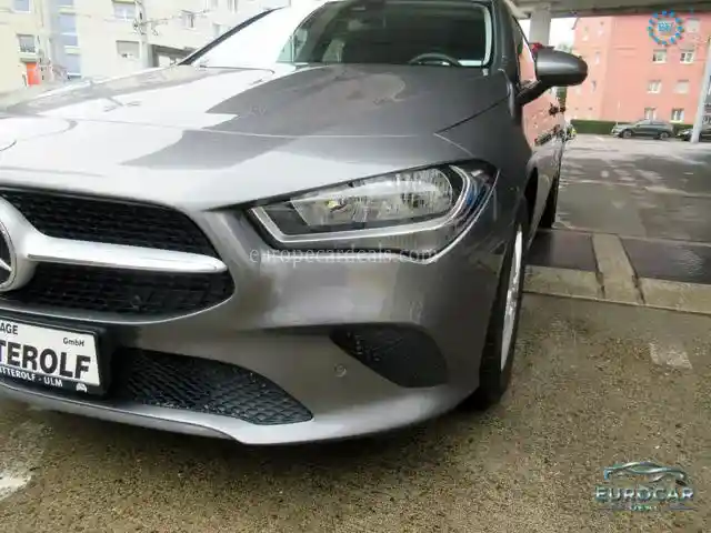 Mercedes-Benz CLA 200 Shooting Brake