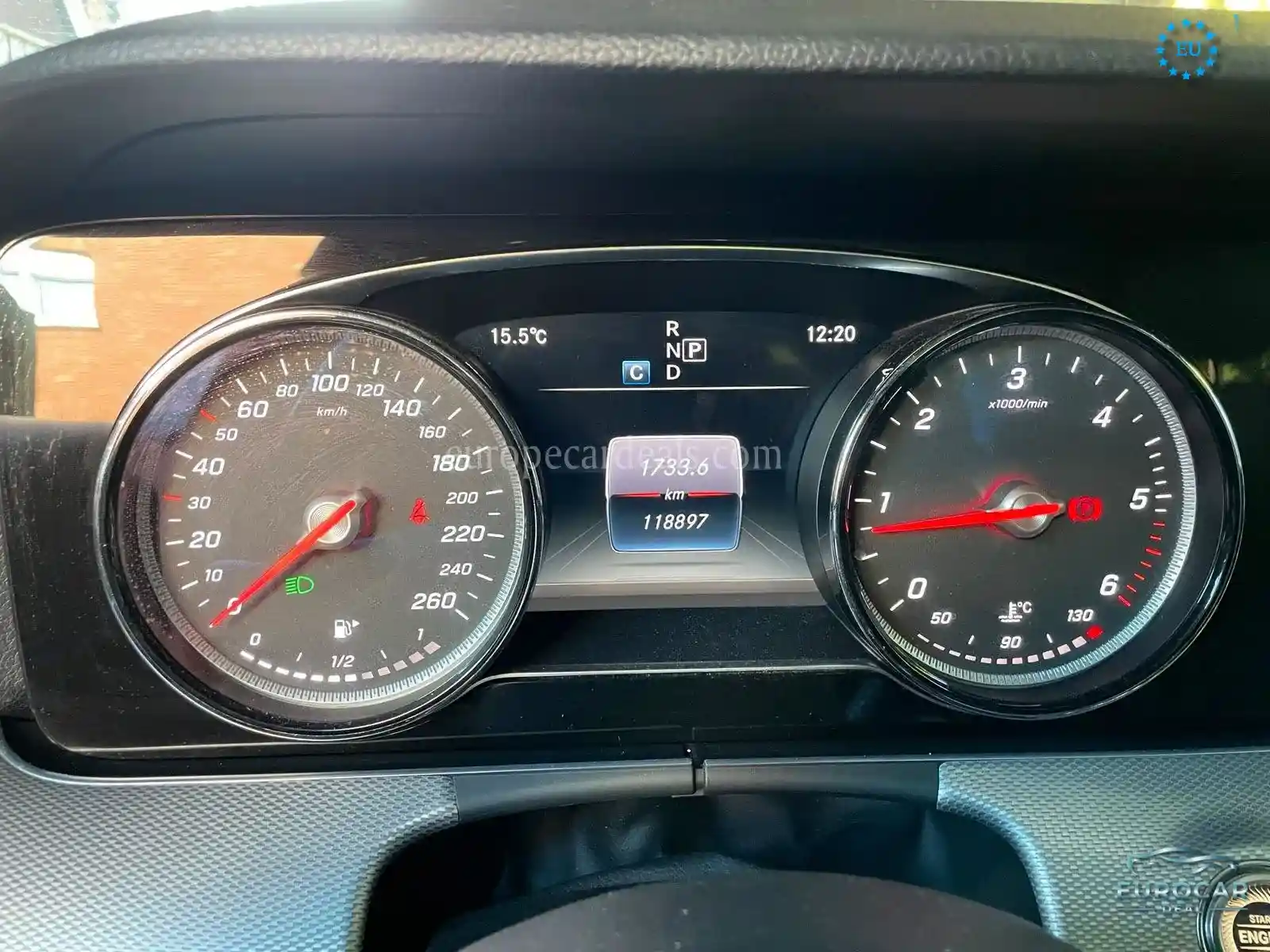 Mercedes-Benz E 220