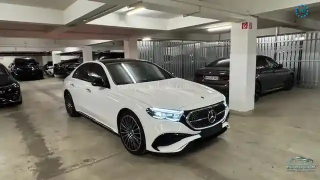 Mercedes-Benz E 200
