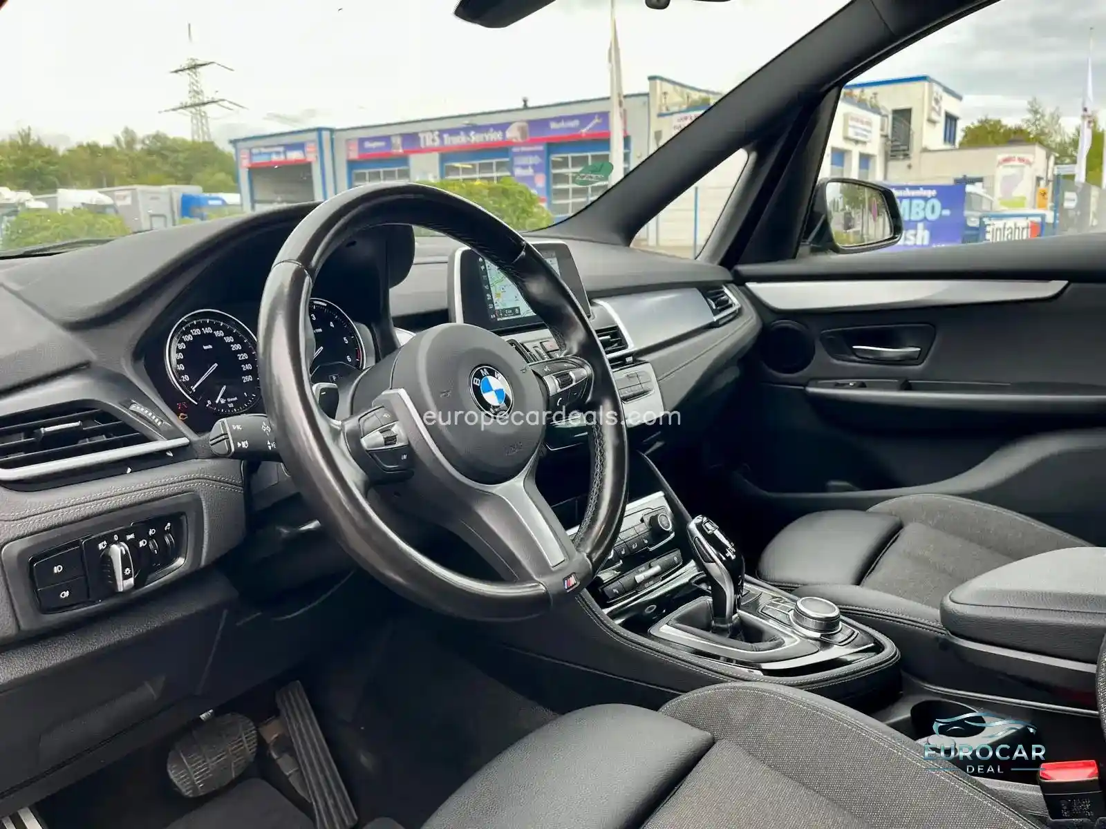 BMW 218
