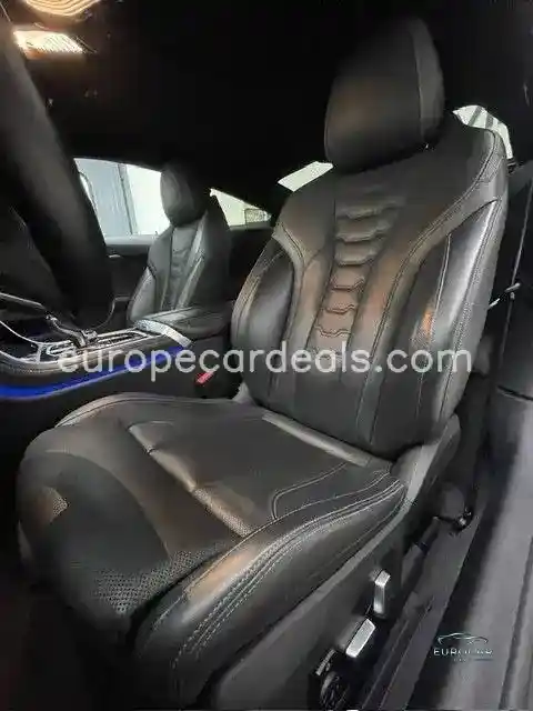 BMW 840