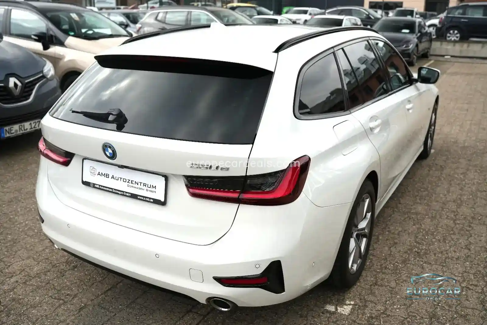 BMW 330