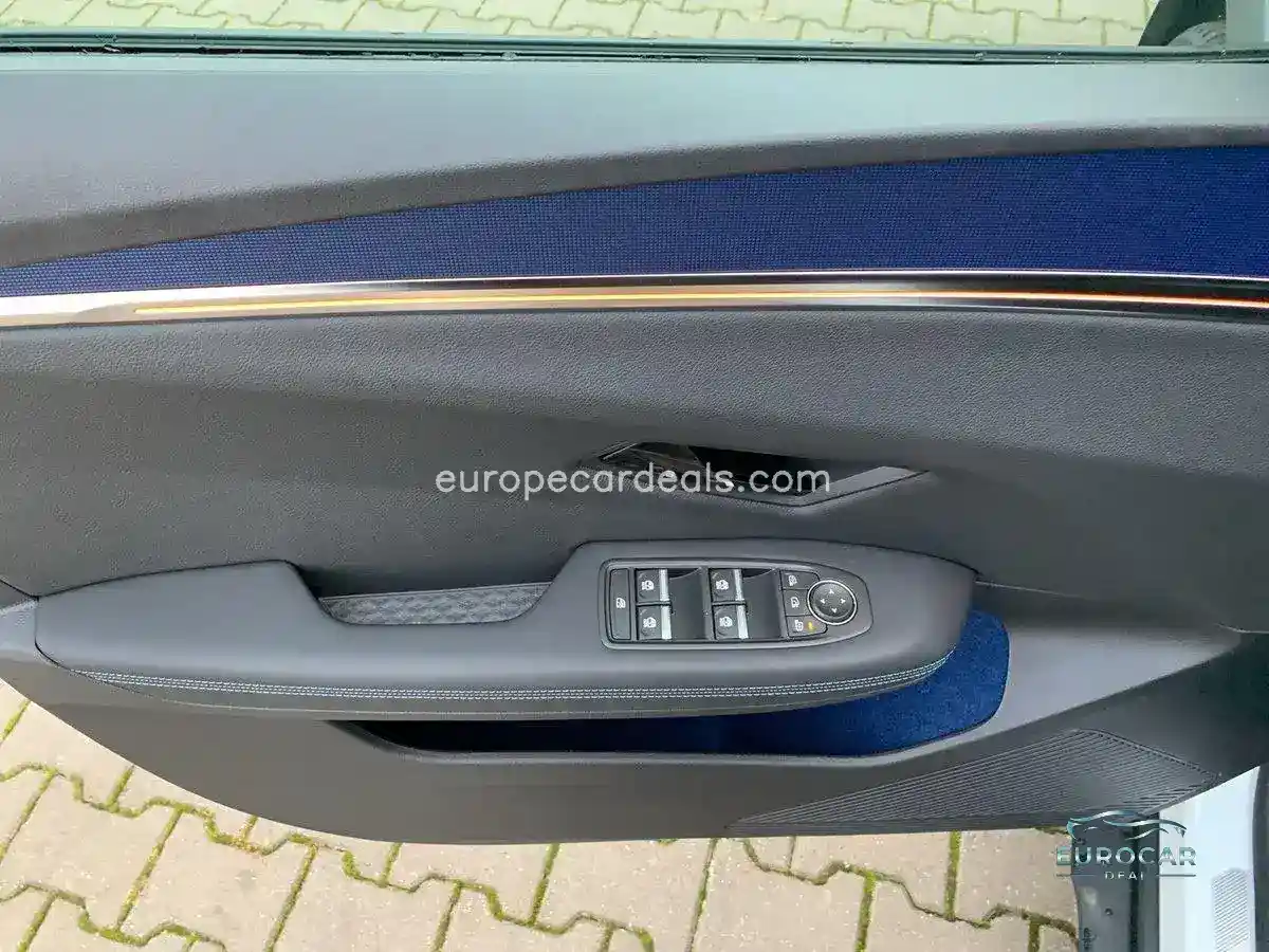 Renault Scenic E-TECH