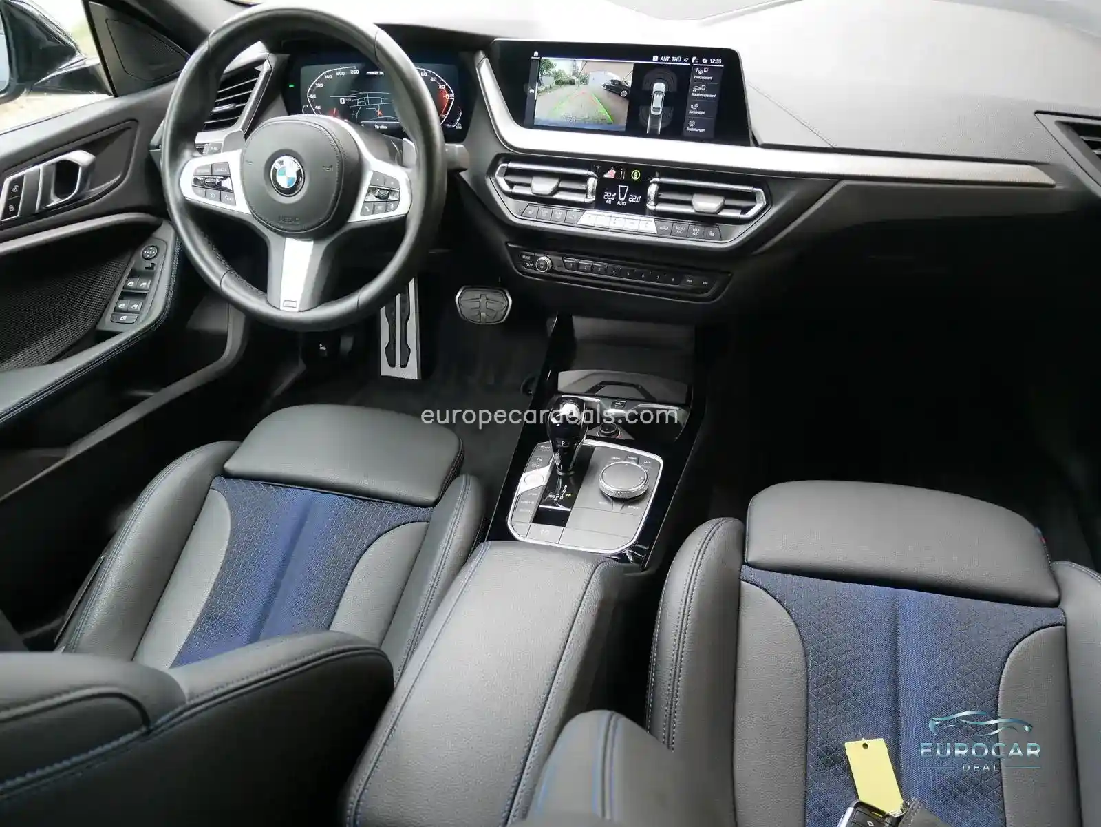 BMW M235