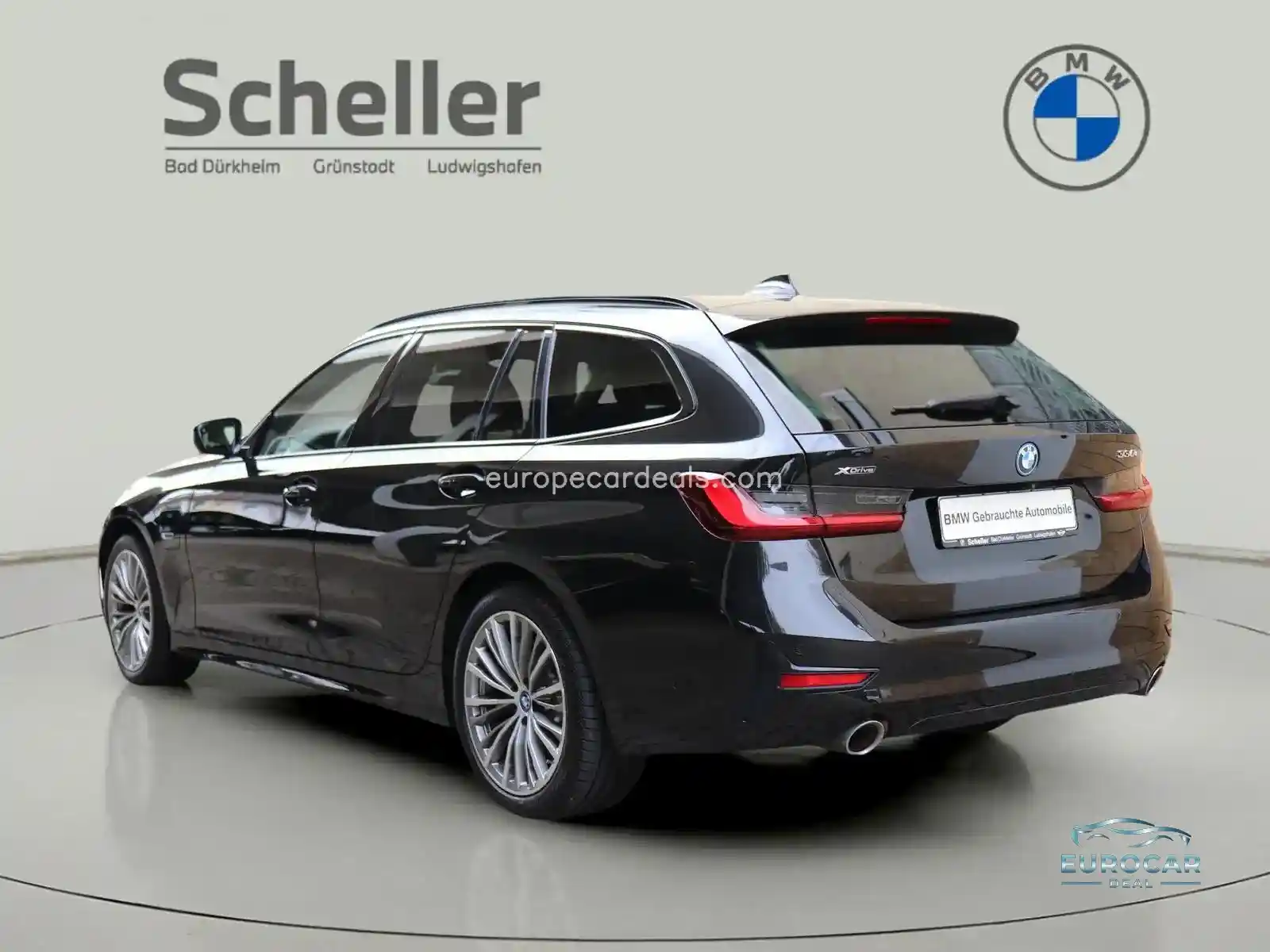 BMW 330