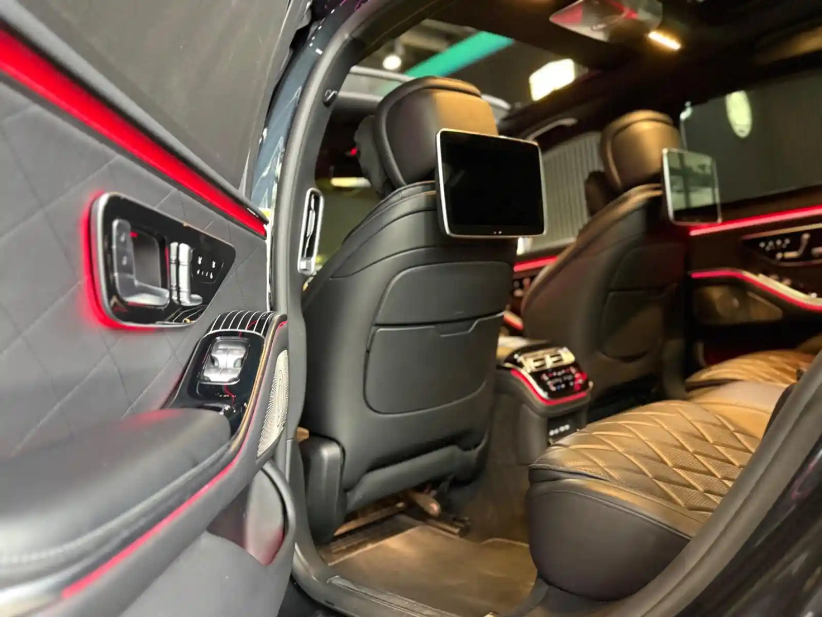 Mercedes-Benz S 500