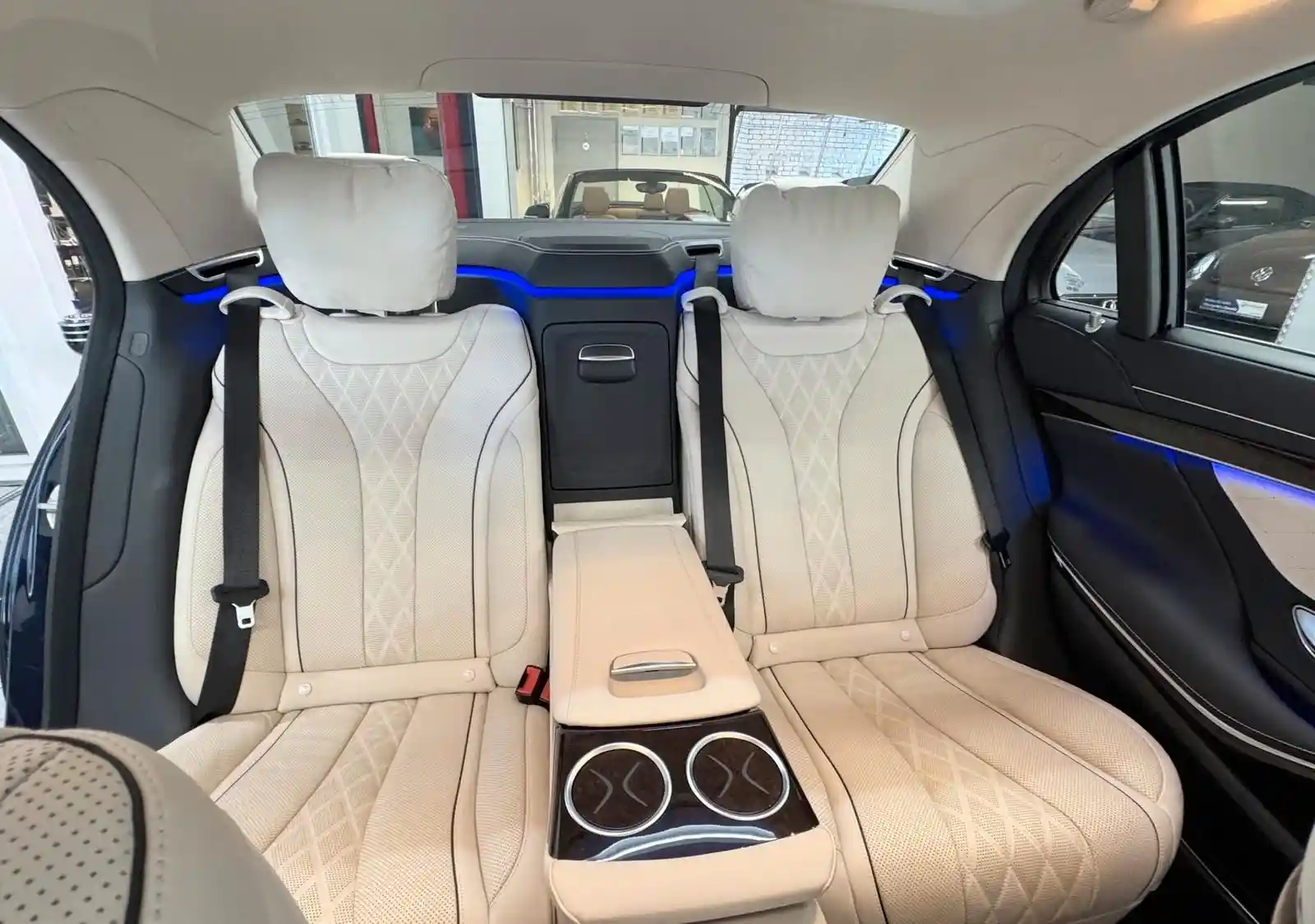 Mercedes-Benz S 560