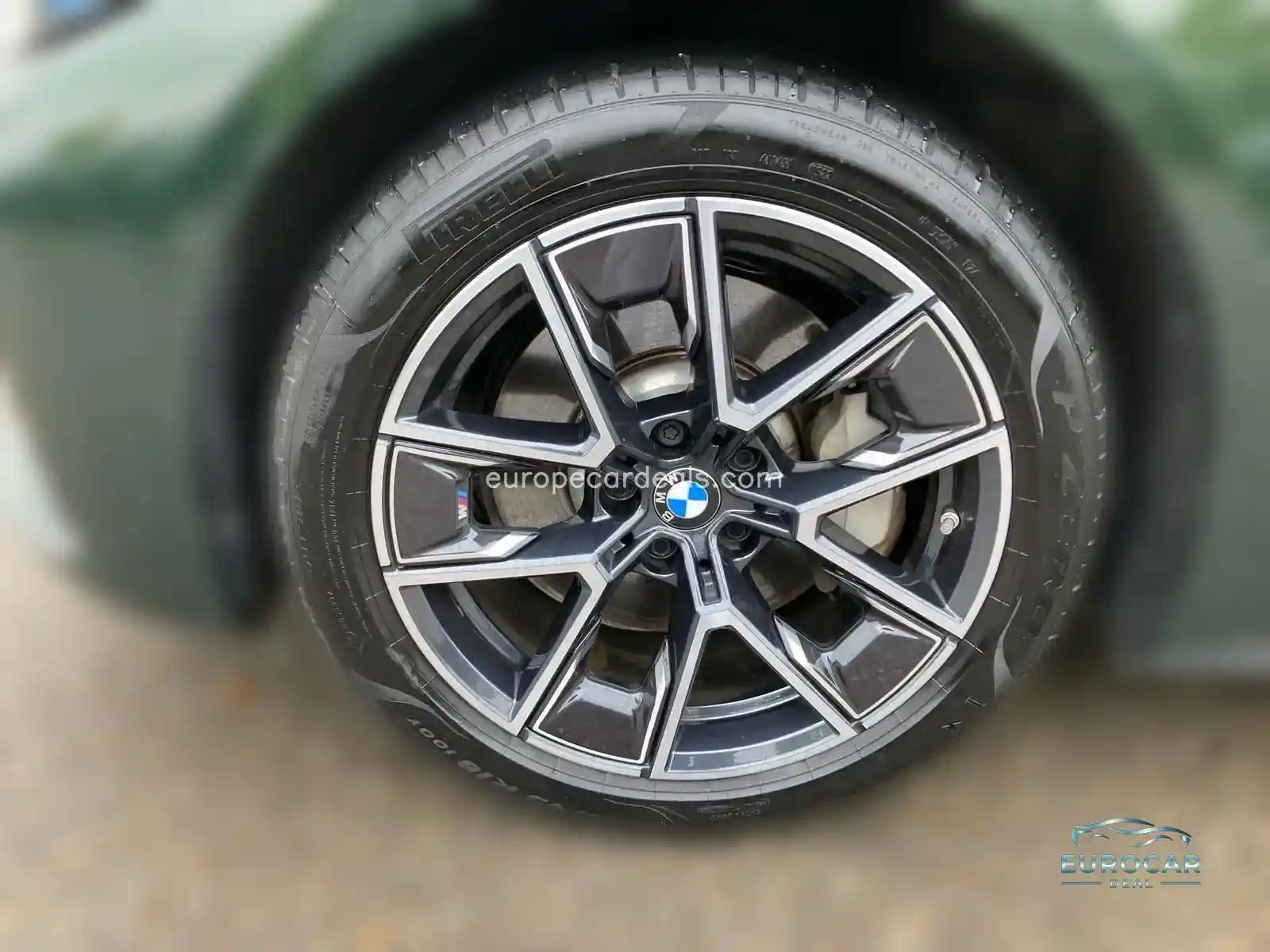 BMW i4