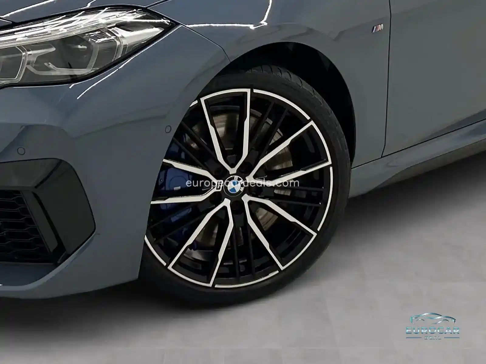 BMW M235