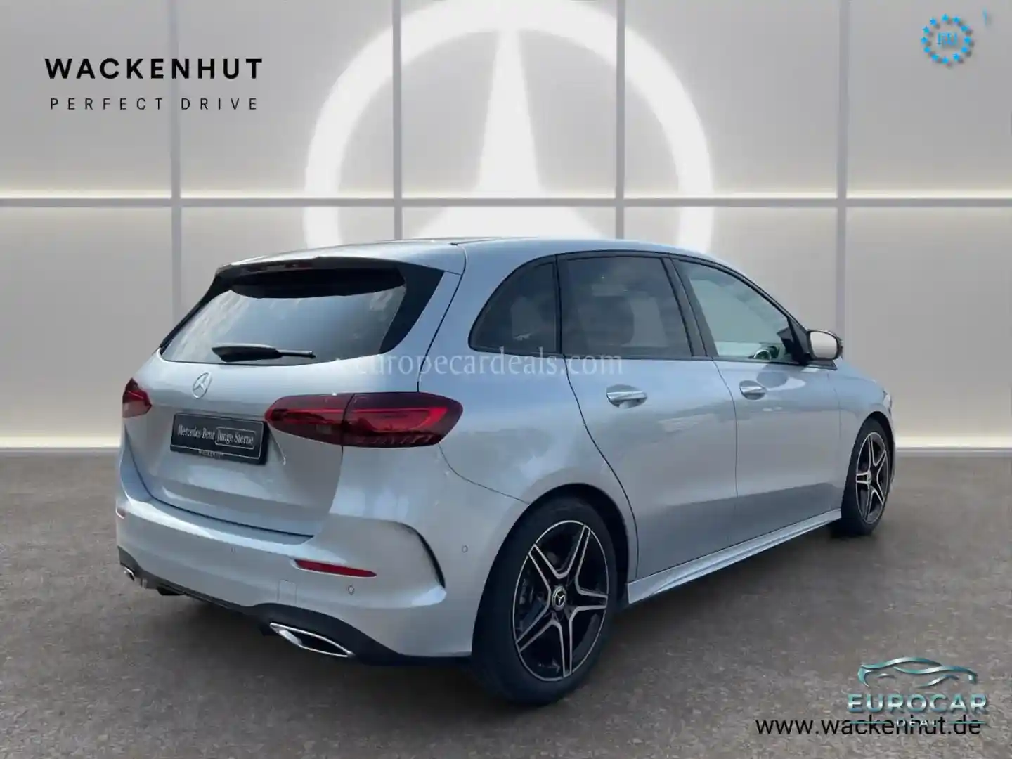 Mercedes-Benz B 180