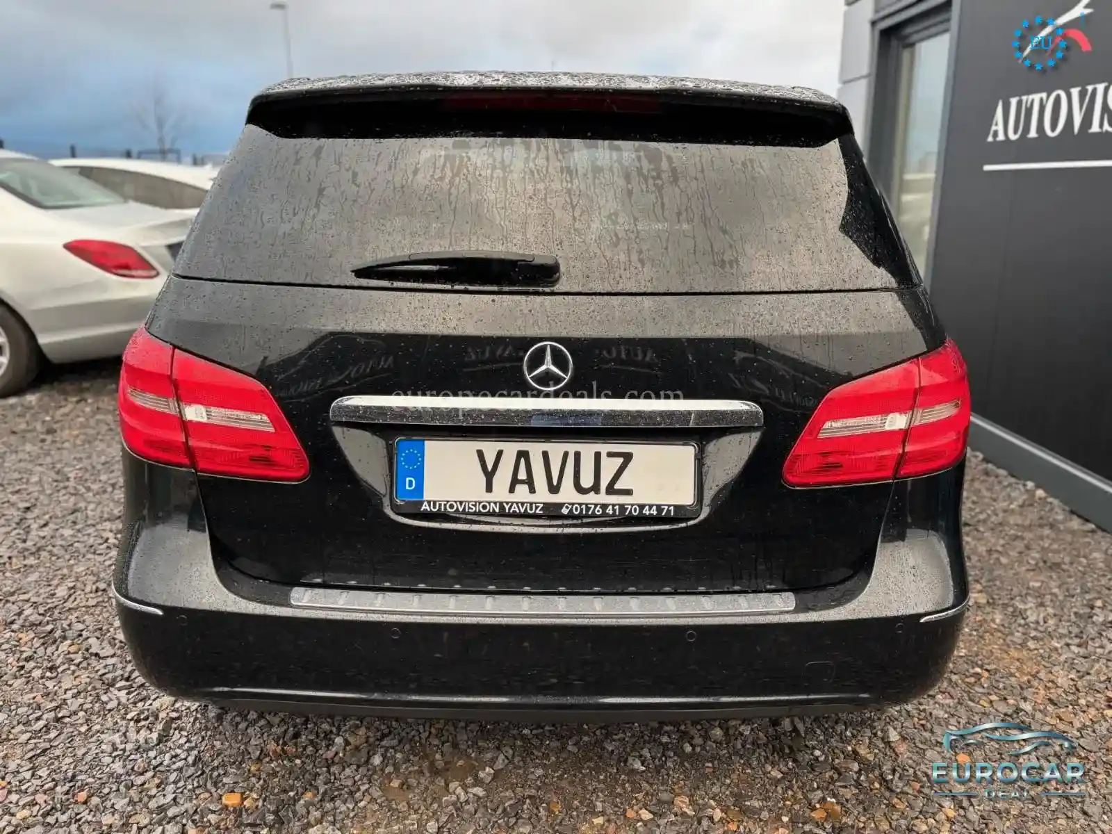Mercedes-Benz B 200