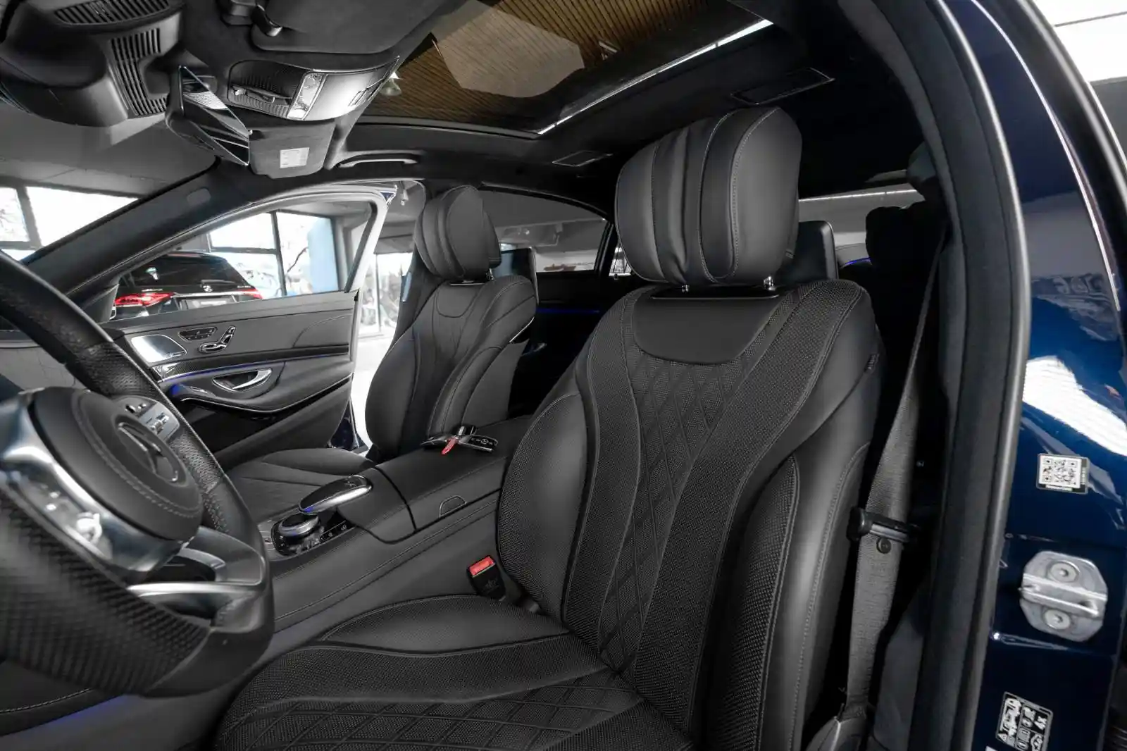Mercedes-Benz S 560