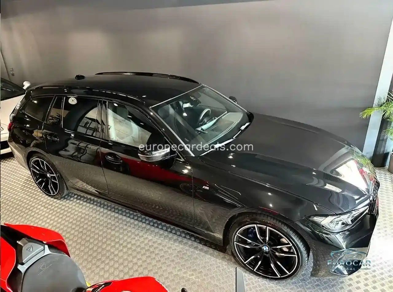 BMW 330