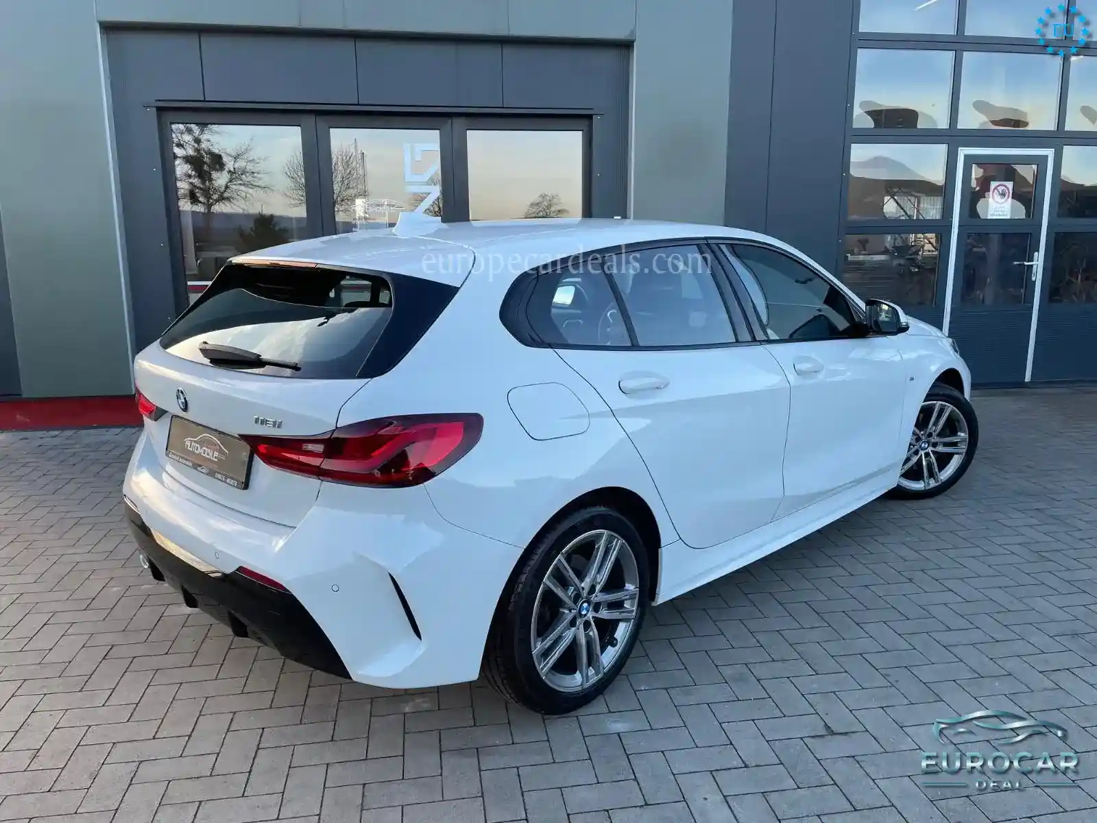 BMW 118