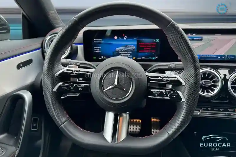 Mercedes-Benz CLA 200