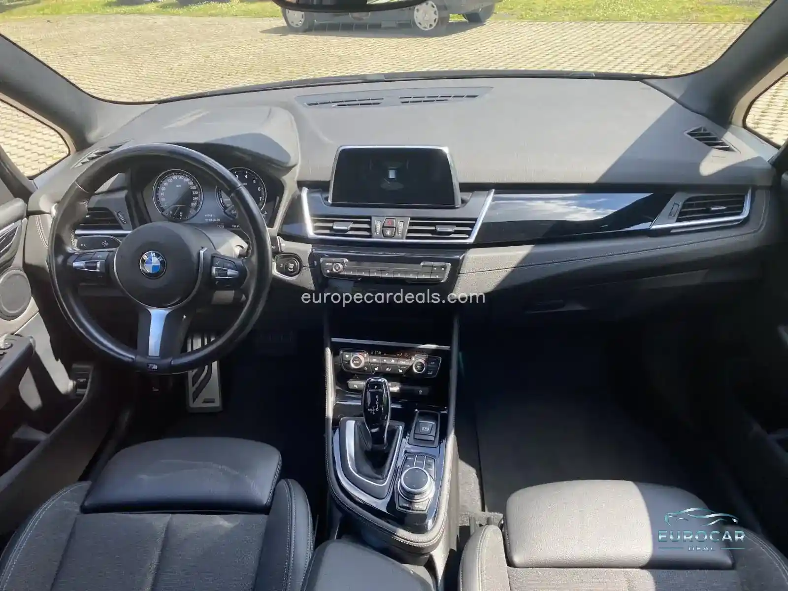 BMW 218