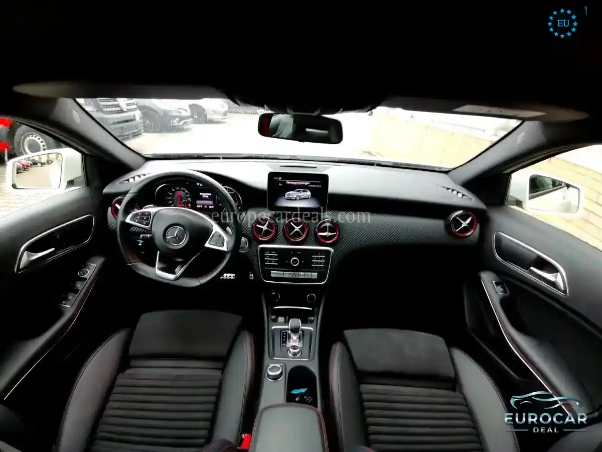 Mercedes-Benz A 45 AMG