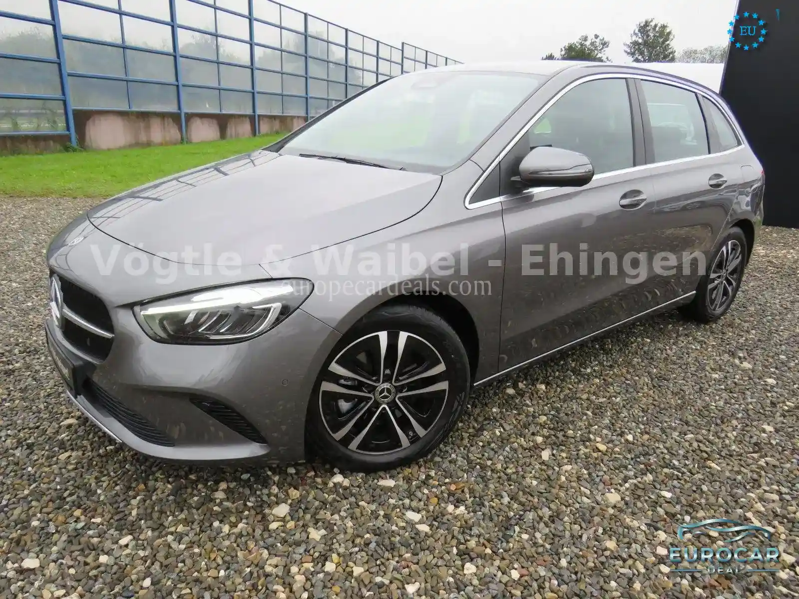 Mercedes-Benz B 180