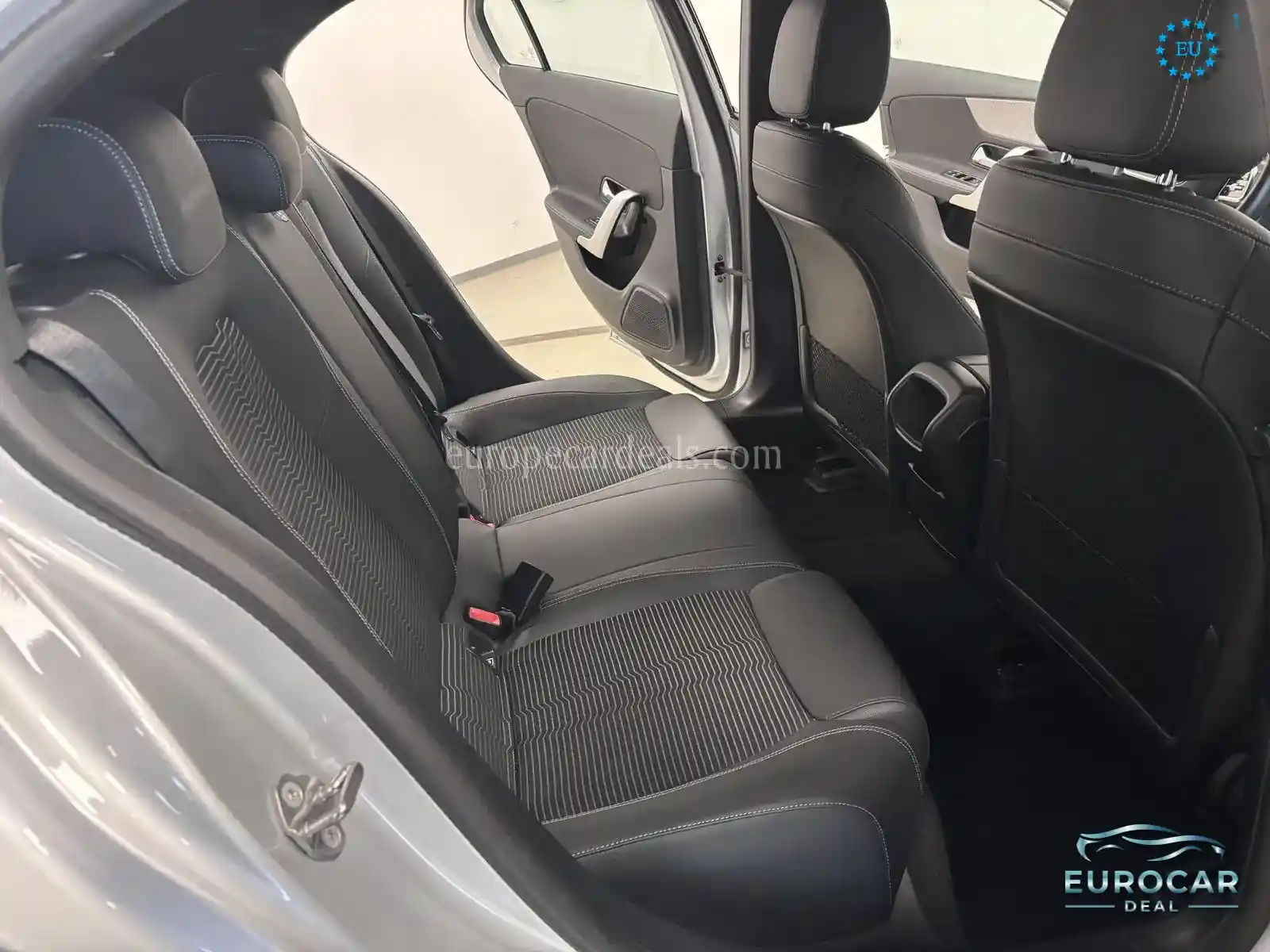 Mercedes-Benz A 220